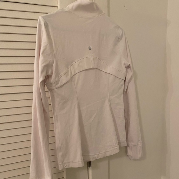 Lululemon Define Jacket - Picture 2 of 4